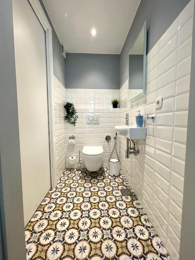Happy Casa Oldtown Boutique Apartment Koper Exterior photo