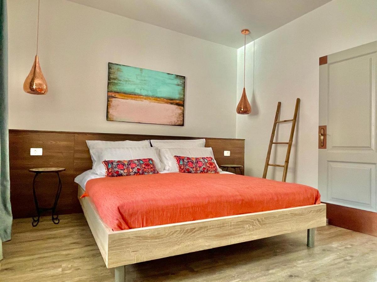 Happy Casa Oldtown Boutique Apartment Koper Exterior photo